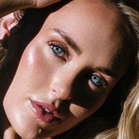 Еби О'Нийл Голи