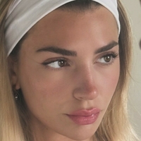 Адриен Итън Голи