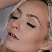 АлисДжейн Голи