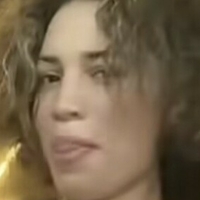 Амайя Симънс Голи