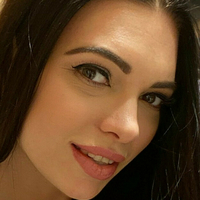 анн_трейнър Голи