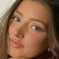 Андреа Декер Голи