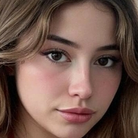 Ава Банкс Голи