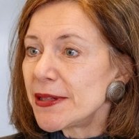 Белинда Ланг Голи