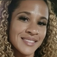 Големи / огромни клиторални момичета Голи