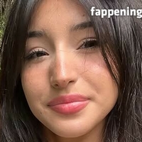 с.клеър.ее Голи