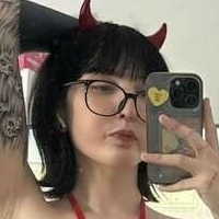 Клеър Хадо Голи