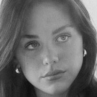 Данека Хънтър Голи