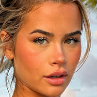 Емили Елизабет Голи