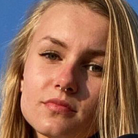 Еммис Фийт енд Сокс Голи