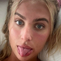 Ерин Мия Джеймс Голи