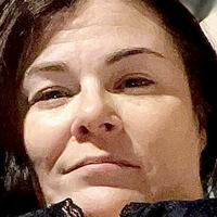 Ерин Зряла жена Голи