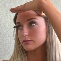 Хали Купър Голи