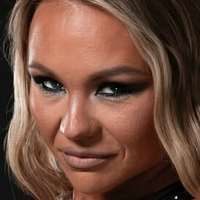 Айви Нил Голи