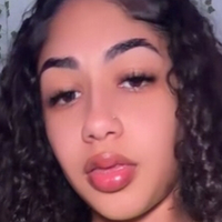 иззлия Голи