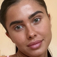Иззи Роудс Голи