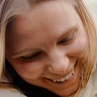 Джейд Къри Голи