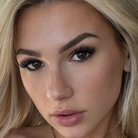 Джули Амбърс Голи