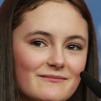 Леа ван Акен Голи