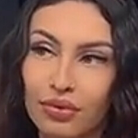 Лейлони Голи