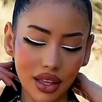 Лесли Люкс Голи