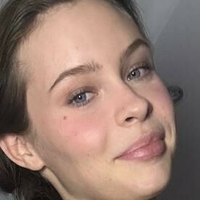 Лия Вейгел Голи