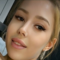 Лола Тян Голи