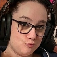 Люси Белла Голи