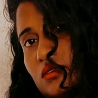 Мали Естър Голи