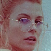 Мерилин Голи