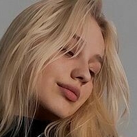 Миа Софи Голи