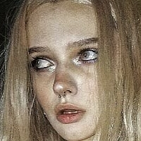 Милина Марвълоус Голи