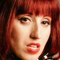 Мис Загубена Младеж Голи