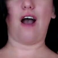 Моммила Голи