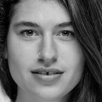 Нана Елизабет Айде Голи