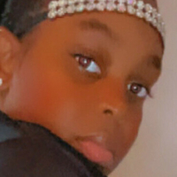 настиджей Голи