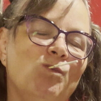 Пийчфул Вайбс Голи