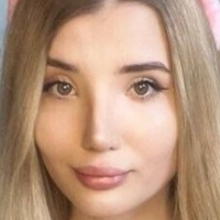 Полицаятка Юлия Голи