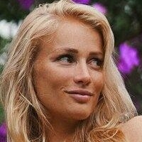 Рози Ван Голи