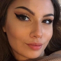 Саш Стивънс Голи
