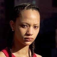 Селена Форест Голи