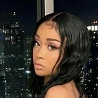 СтуннаГърл Голи