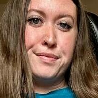 Триша Макмилън Голи