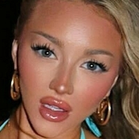 Ванна Айнерсон Голи