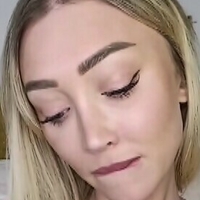 Виртуален Папи Голи