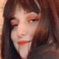 дива вещица Голи