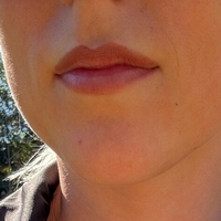 Уилоу Брукс Голи