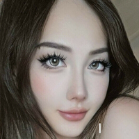 Зоуи Лий Голи